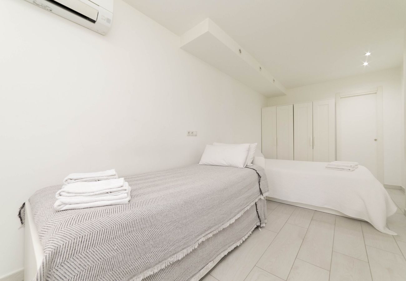 Estudio en Coslada - Apartamento con jardín privado