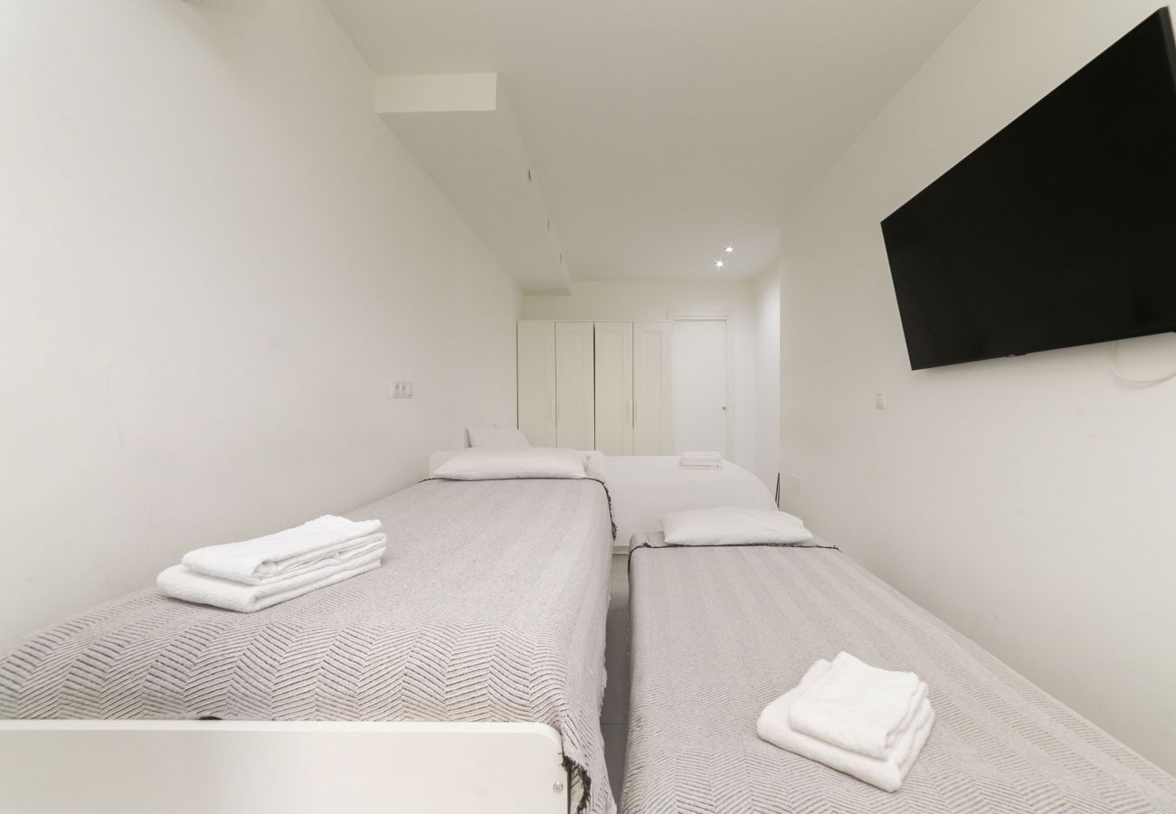 Estudio en Coslada - Apartamento con jardín privado