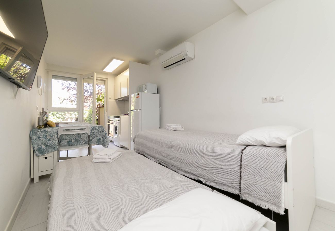 Estudio en Coslada - Apartamento con jardín privado