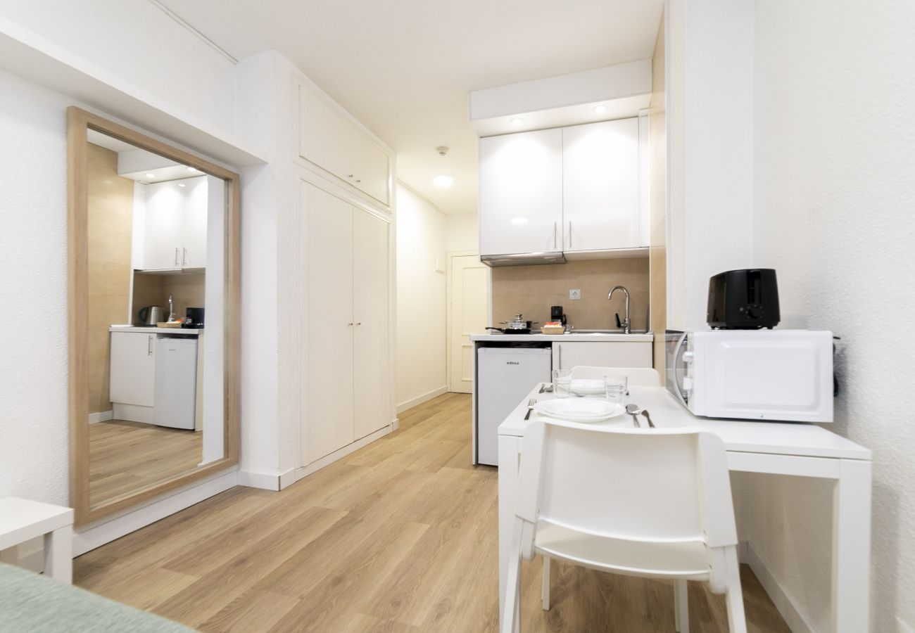 Estudio en Madrid - Luxury XV - Ferga Suites