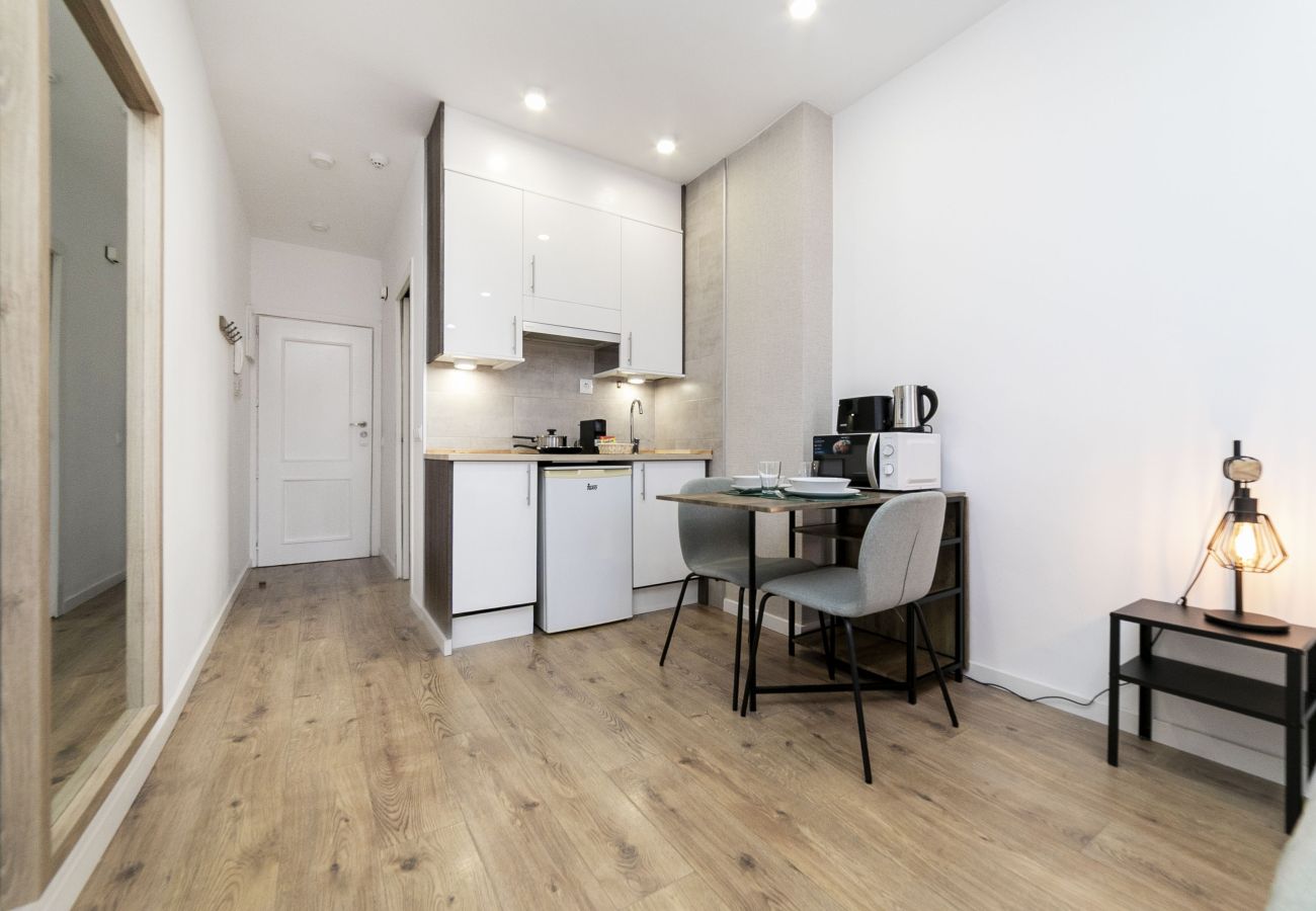 Estudio en Madrid - Luxury XIV - Ferga Suites 