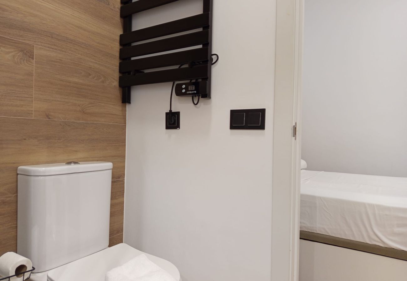 Apartment in Coslada - Hangar 18 - II