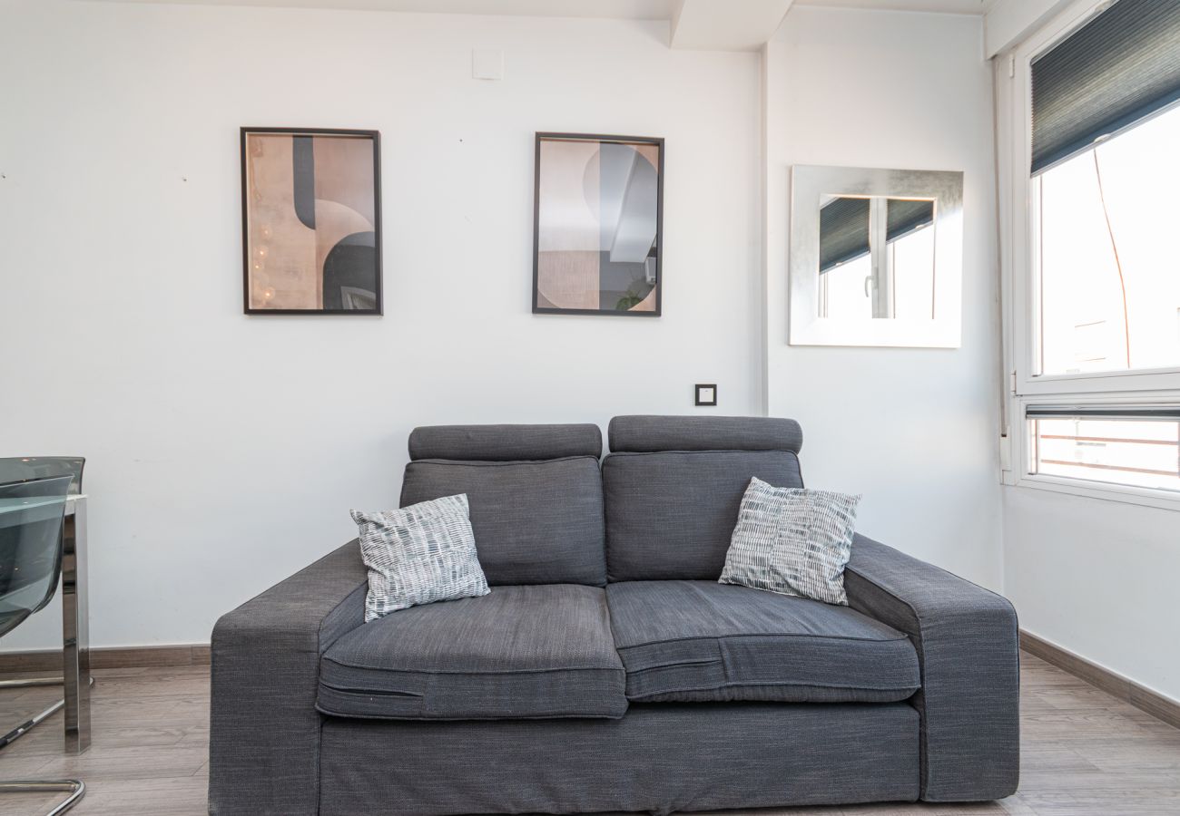 Apartment in Madrid - Light & Blue
