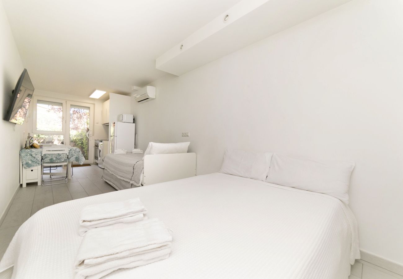 Studio a Coslada - Appartamento con giardino privato