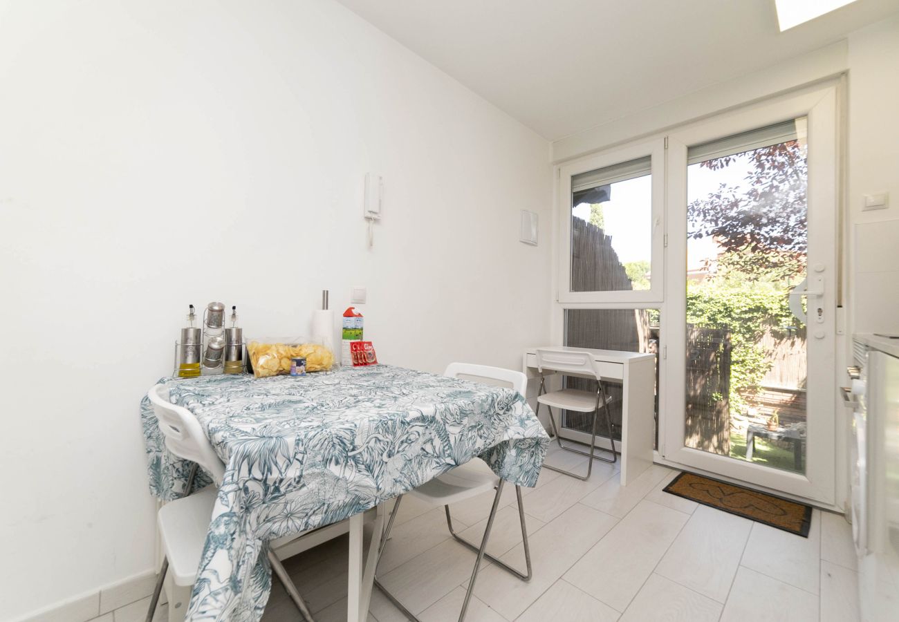Studio a Coslada - Appartamento con giardino privato