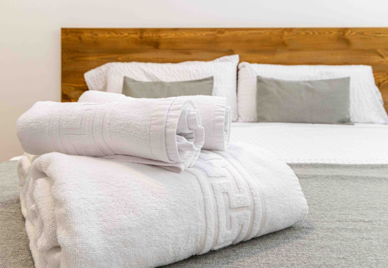 Studio a Madrid - Classy XV - Ferga Suites